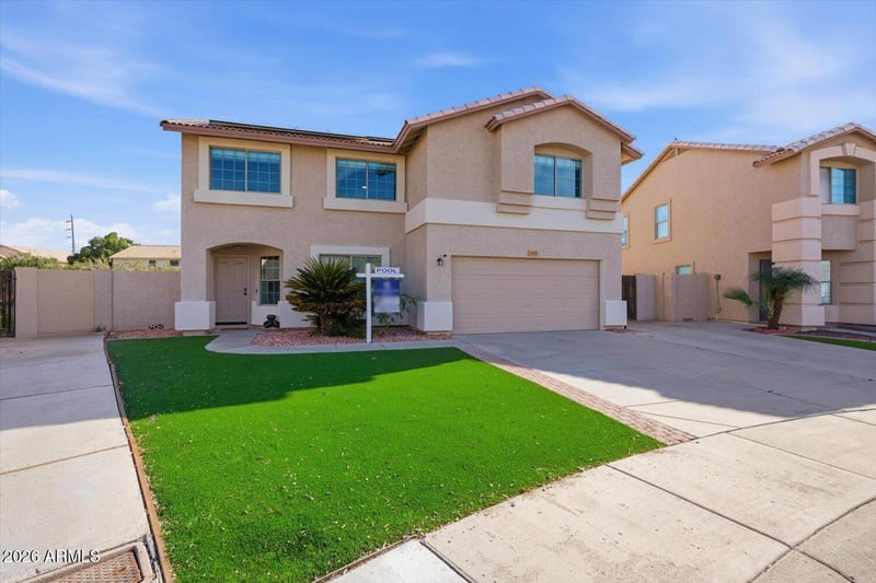 8813 68th Dr, Peoria, AZ 85345
