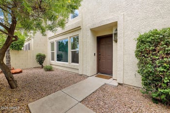 8813 S 51st St #2, Phoenix, AZ 85044