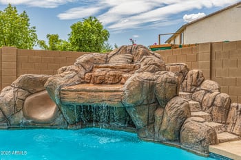 8814 55th Ln, Laveen, AZ 85339