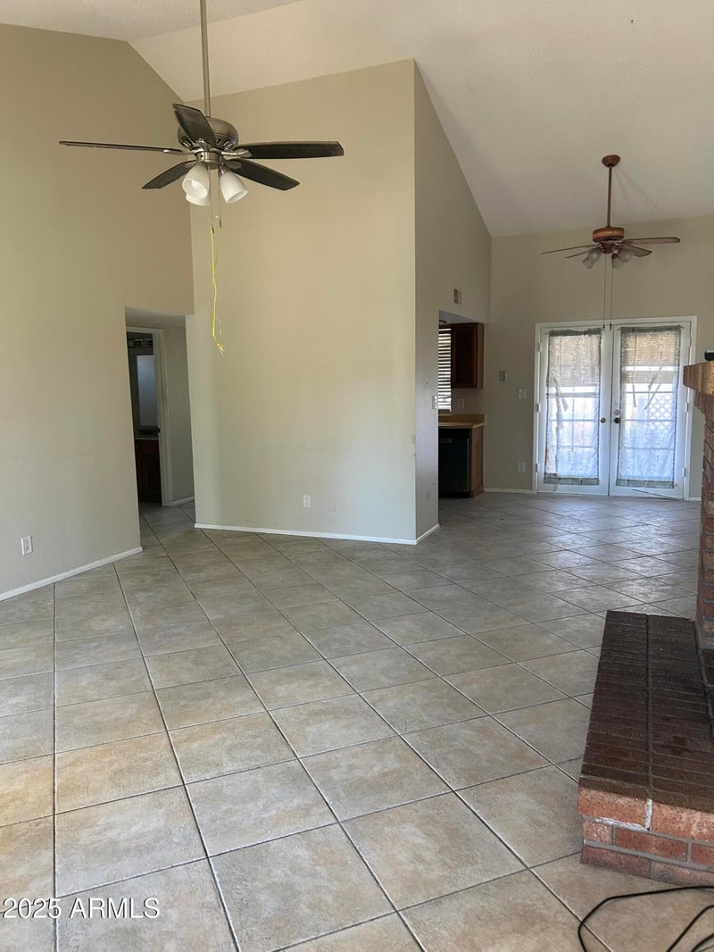 8814 Coolidge St, Phoenix, AZ 85037