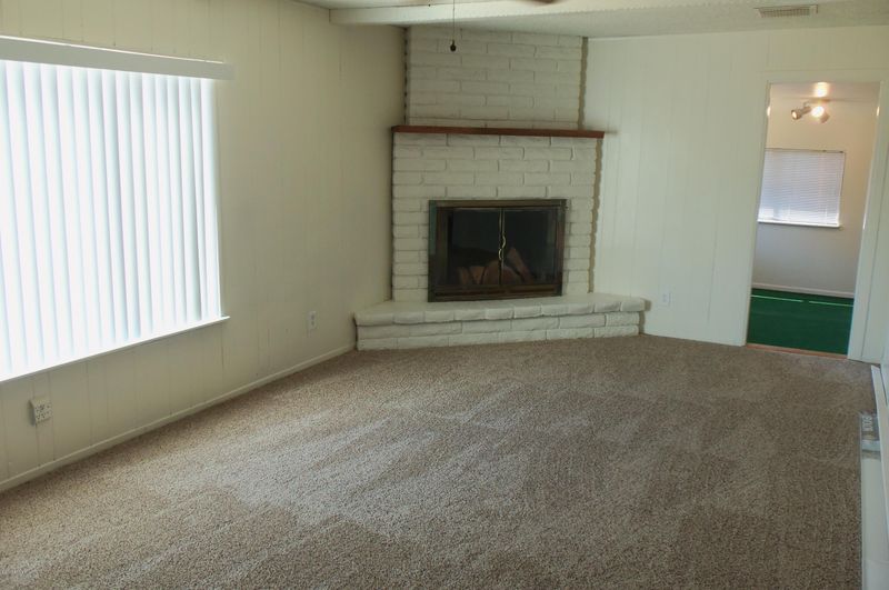 8814 N 55th Ave, Glendale, AZ 85302