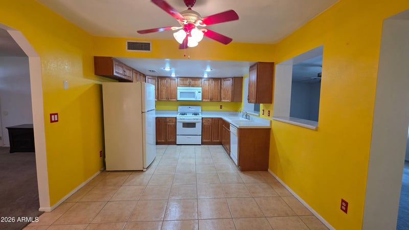8814 W Avalon Dr, Phoenix, AZ 85037