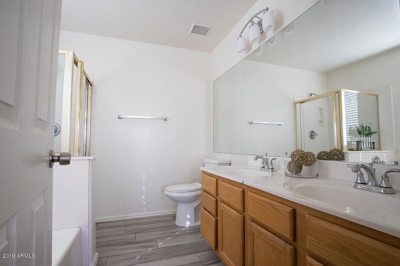 8814 W Christopher Michael Ln, Peoria, AZ 85345