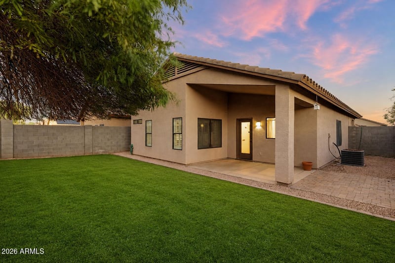 8814 W Shaw Butte Dr, Peoria, AZ 85345