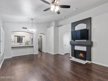 8814 W Shaw Butte Dr, Peoria, AZ 85345