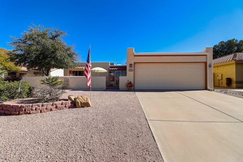 8815 E Fairway Blvd, Sun Lakes, AZ 85248