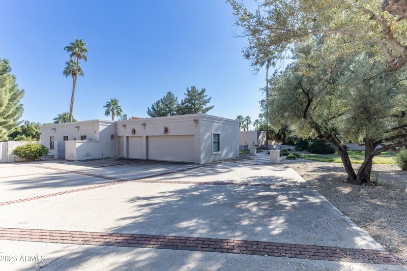 8815 Invergordon Rd, Paradise Valley, AZ 85253