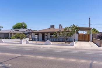 8815 31st Ave, Phoenix, AZ 85051