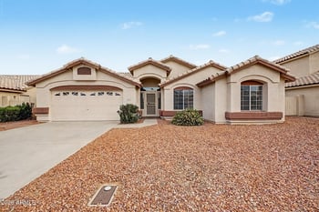 8815 W Port Au Prince Ln, Peoria, AZ 85381