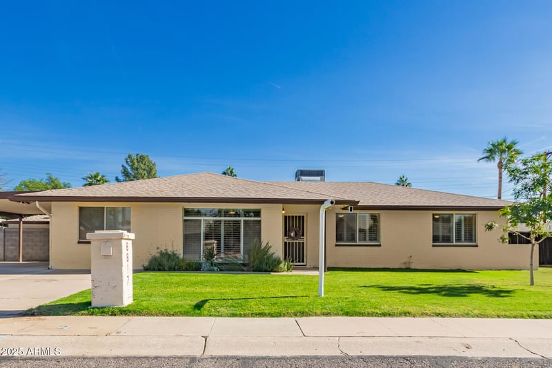 8817 17th Dr, Phoenix, AZ 85021