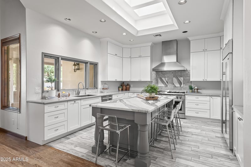 8817 58th Pl, Paradise Valley, AZ 85253