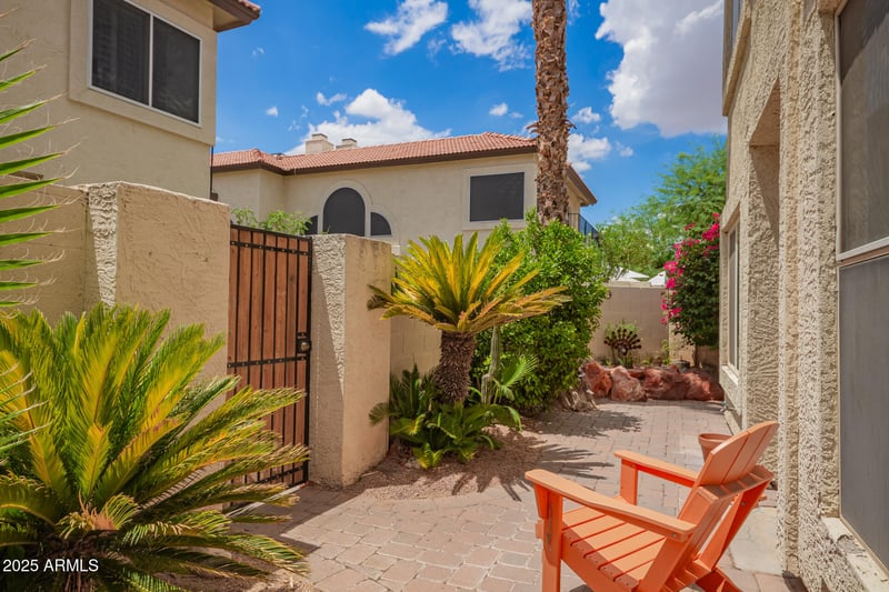 8817 51st St #1, Phoenix, AZ 85044