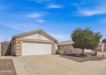 8818 E Downing St, Mesa, AZ 85207