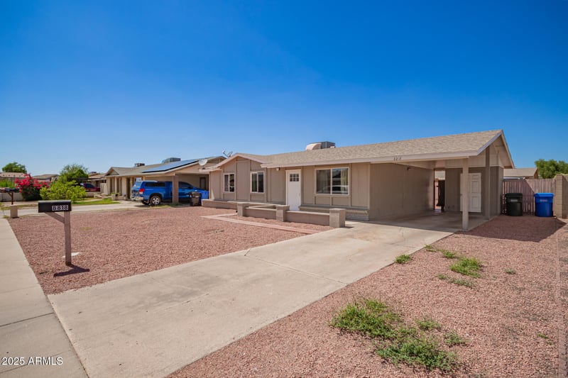 8818 Pinchot Ave, Phoenix, AZ 85037