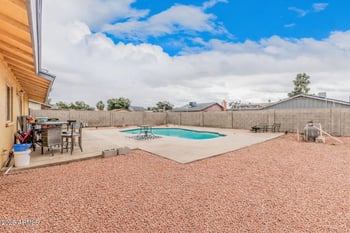 8819 Glenrosa Ave, Phoenix, AZ 85037