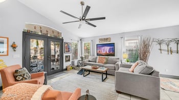 882 Baylor Ln, Gilbert, AZ 85296