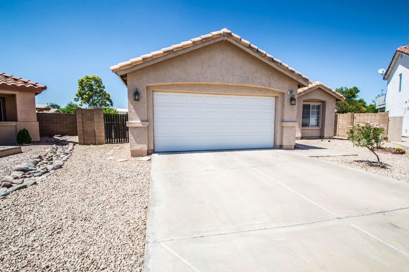 882 N Crossbow Ct, Chandler, AZ 85225