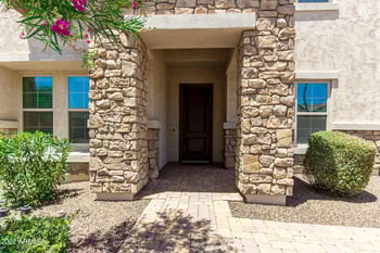 882 Parkview Dr, Gilbert, AZ 85295