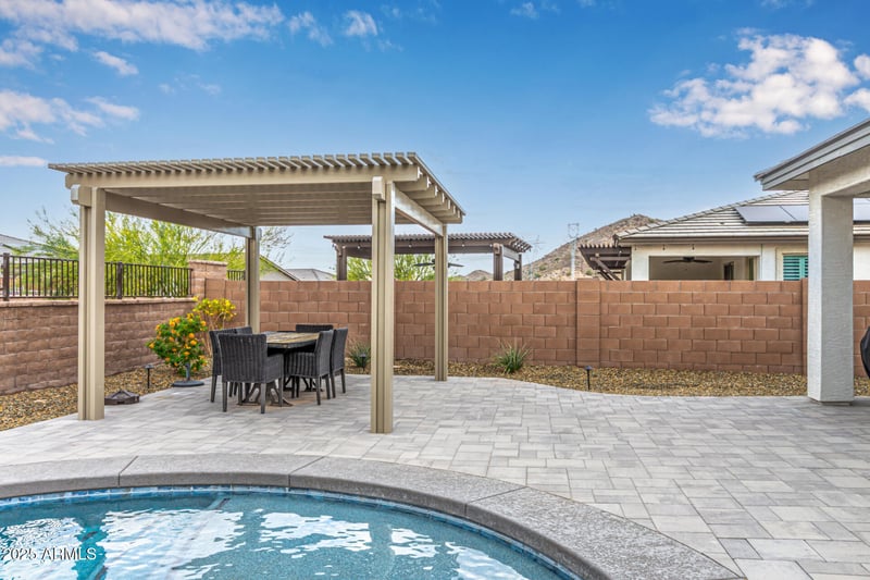 8820 167th Ln, Goodyear, AZ 85338