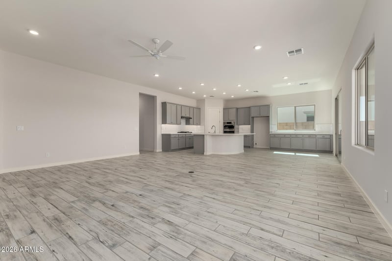 8820 173rd Ave, Waddell, AZ 85355