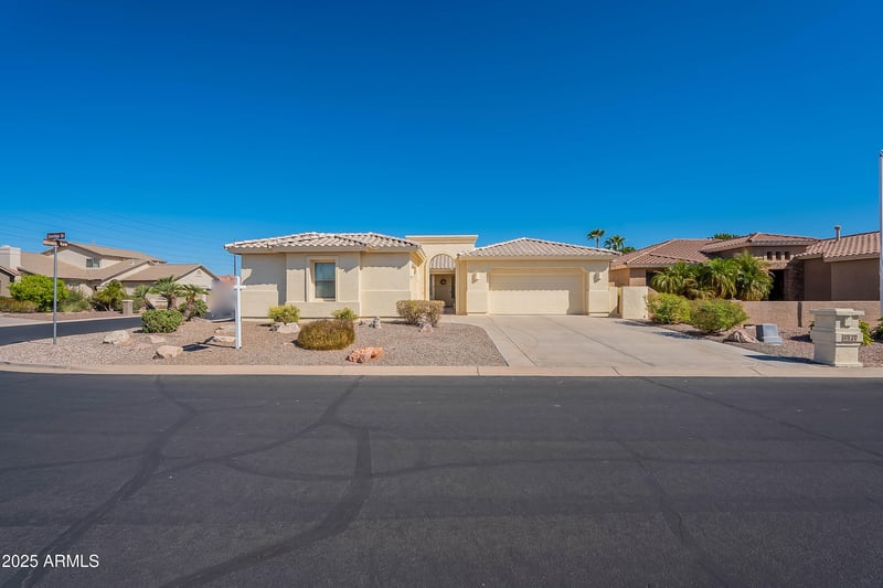 8820 Sunridge Dr, Sun Lakes, AZ 85248