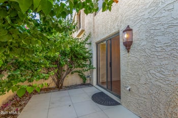 8821 48th St #2, Phoenix, AZ 85044