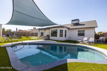 8821 Keim Dr, Glendale, AZ 85305