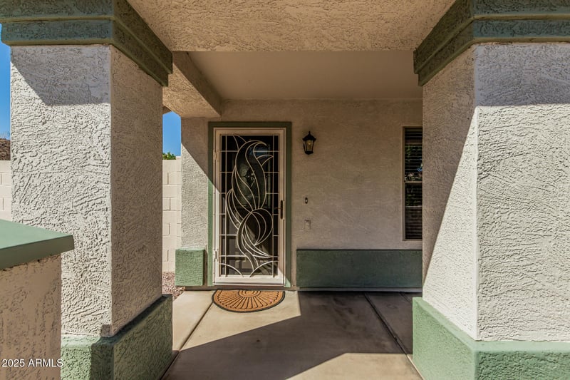 8822 12th St, Phoenix, AZ 85042