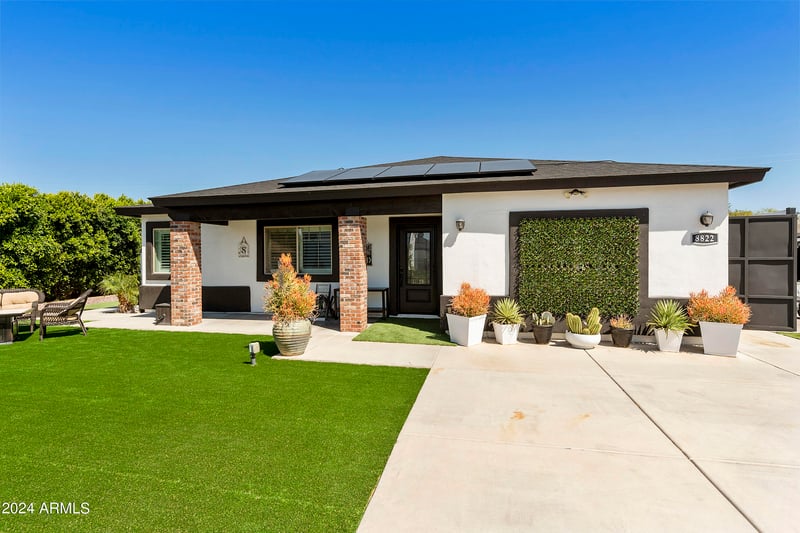 8822 Deer Valley Rd, Peoria, AZ 85382