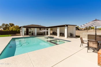 8822 Deer Valley Rd, Peoria, AZ 85382