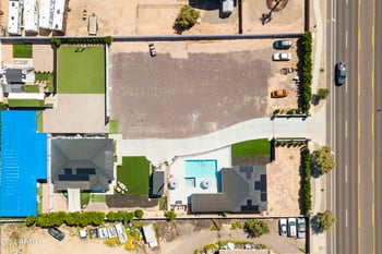 8822 Deer Valley Rd, Peoria, AZ 85382