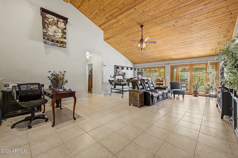 8822 Purdue Ave, Peoria, AZ 85345