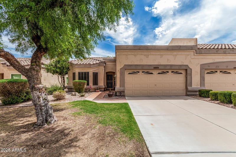 8823 Rimrock Dr, Peoria, AZ 85382