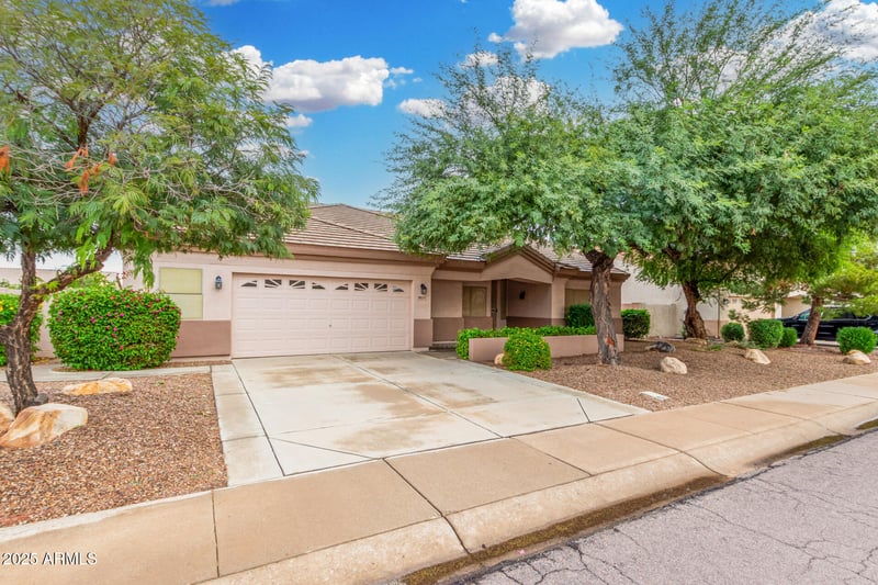 8824 Custer Ln, Peoria, AZ 85381