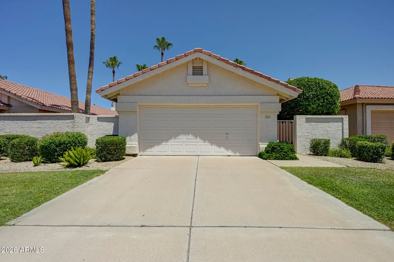 8824 E Riviera Dr, Scottsdale, AZ 85260