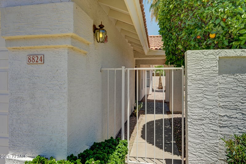 8824 E Riviera Dr, Scottsdale, AZ 85260