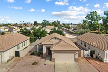 8825 65th Dr, Glendale, AZ 85302