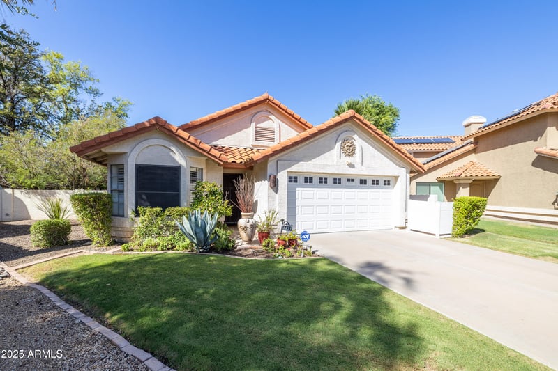 8825 Larkspur Dr, Scottsdale, AZ 85260