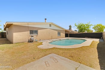 8825 Roma Ave, Phoenix, AZ 85037