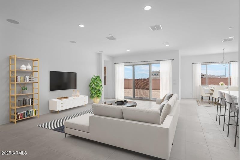 8825 Vermont Ave, Glendale, AZ 85305