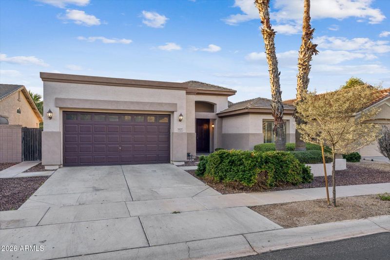 8825 W Palmaire Ave, Glendale, AZ 85305