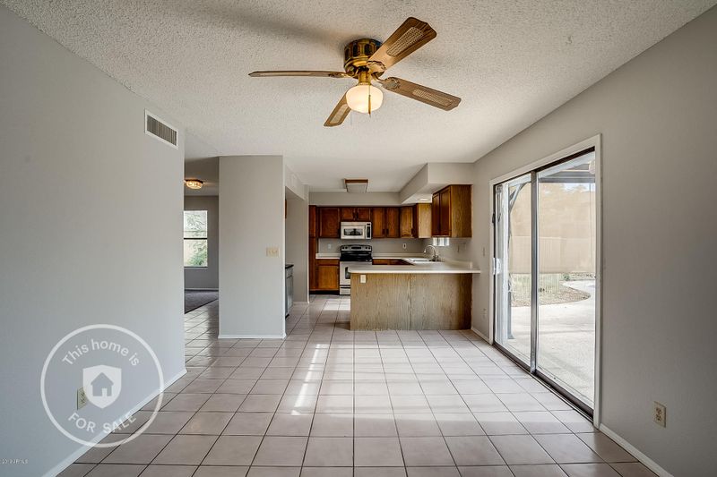 8825 W Windsor Ave, Phoenix, AZ 85037