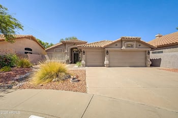 8826 Palm Ridge Dr, Scottsdale, AZ 85260