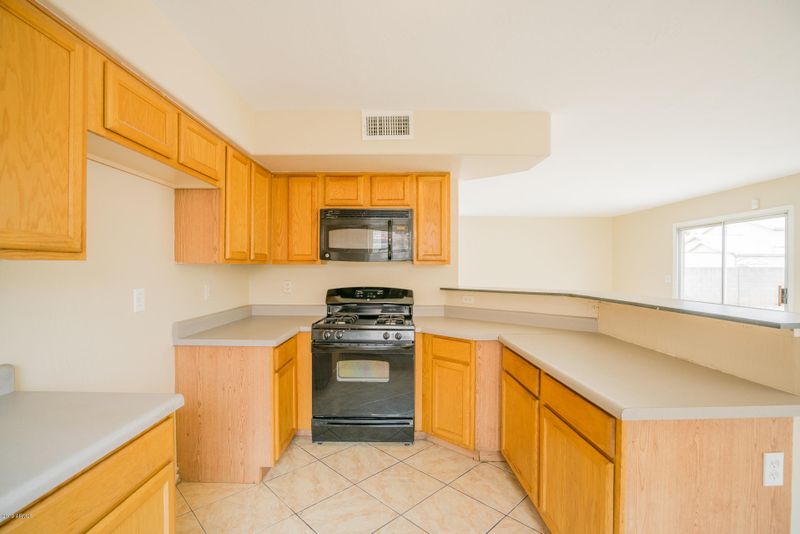 8826 W Christopher Michael Ln, Peoria, AZ 85345
