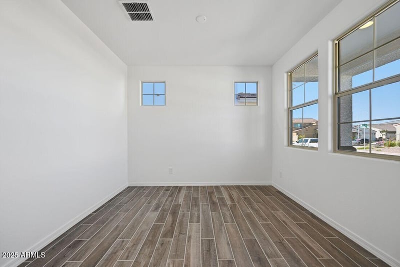 8827 Pasadena Ave, Glendale, AZ 85305