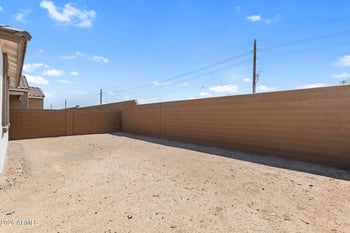 8827 W Pasadena Ave, Glendale, AZ 85305