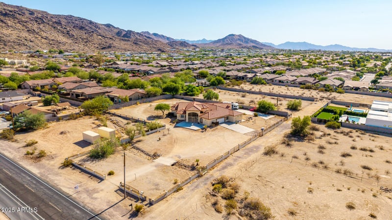 8828 16th St, Phoenix, AZ 85042