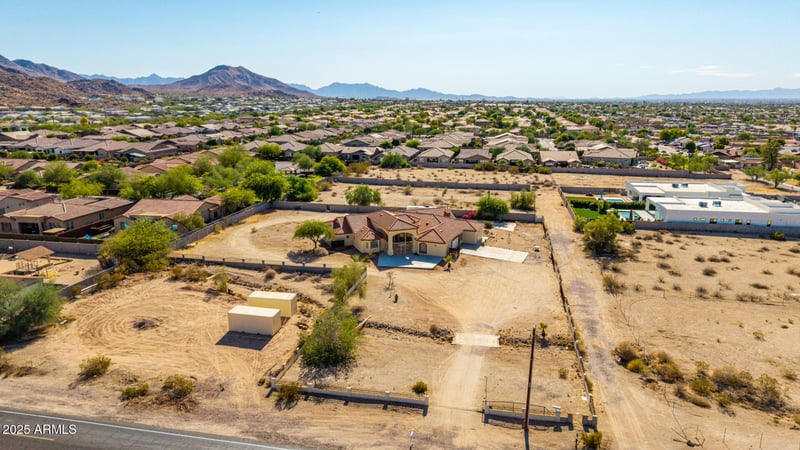 8828 16th St, Phoenix, AZ 85042