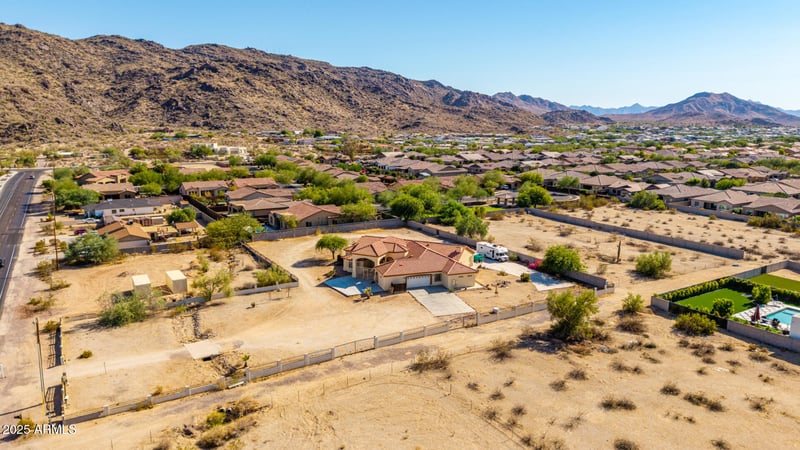 8828 16th St, Phoenix, AZ 85042