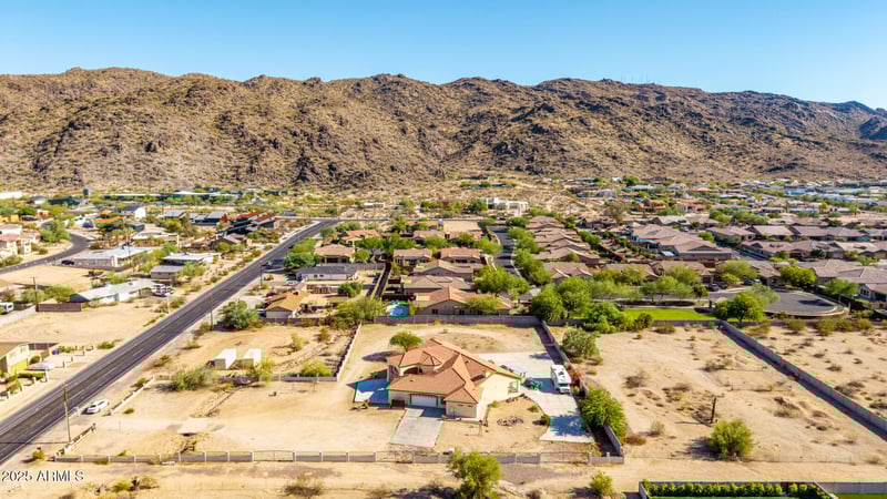 8828 16th St, Phoenix, AZ 85042